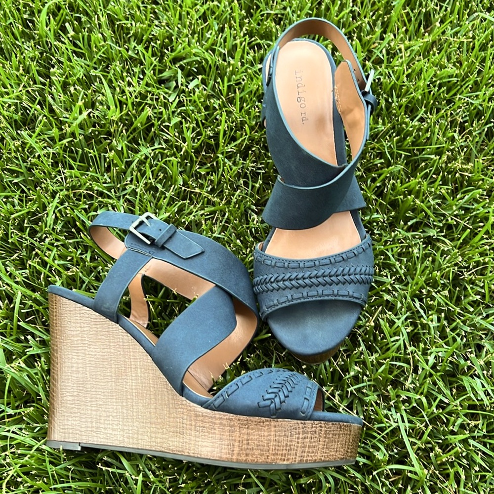 Indigo rd. wedge shoes, womens size 8M